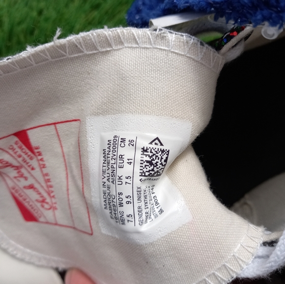 NWT Converse x Jw Anderson glitter gutter shoe! - Picture 6 of 6